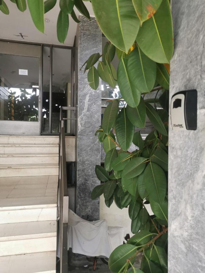 Efrosini'S By The Sea Apartment Chalkís Buitenkant foto