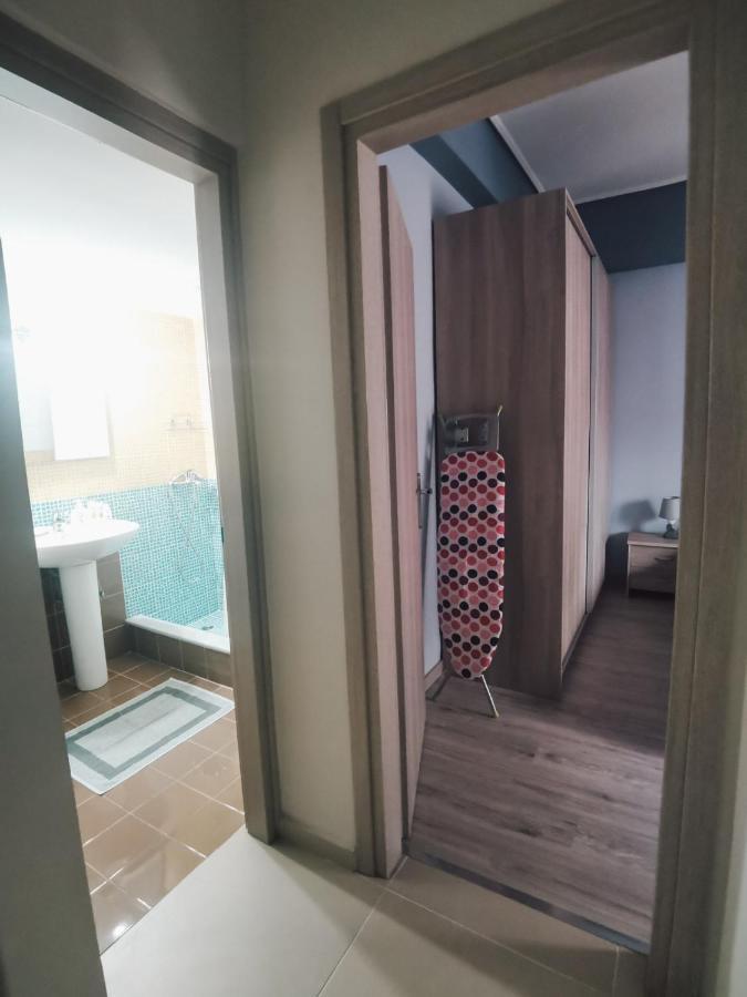 Efrosini'S By The Sea Apartment Chalkís Buitenkant foto